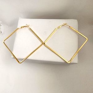 3 for $18 NWT Gold Played Square Earrings